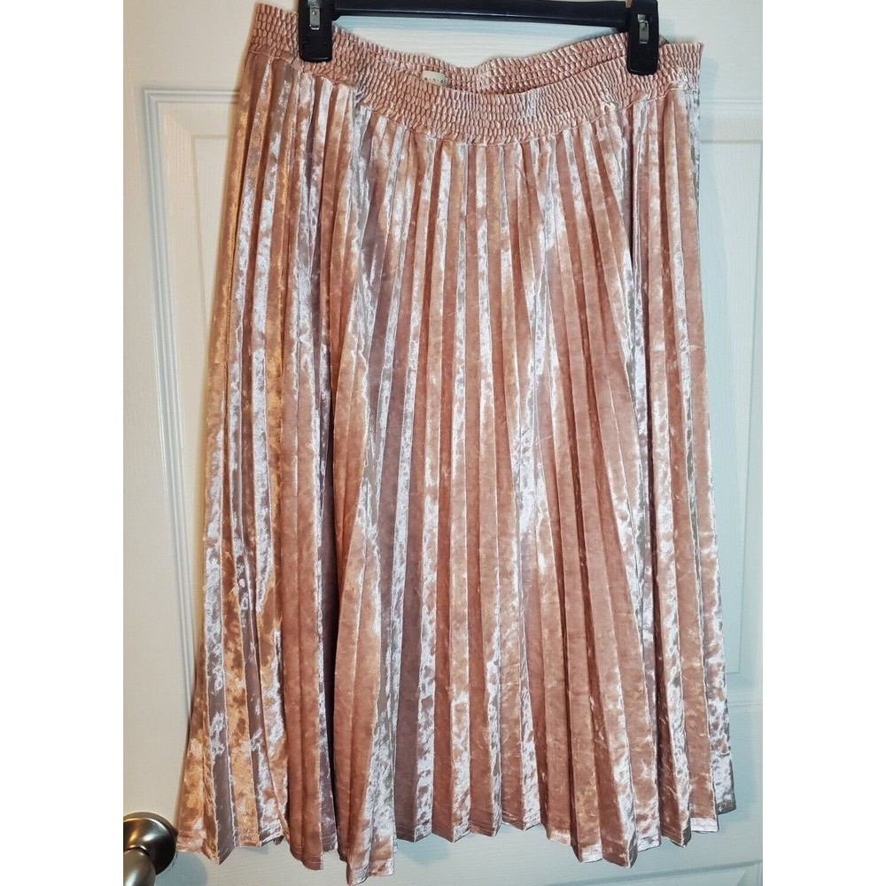 🖤3FOR30! A New Day Blush Skirt